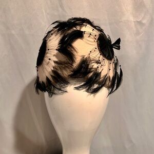 Vintage Black Feathered Women's Hat Ivory Doeskin 100% Wool Made in USA